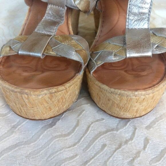 Born Barstow Platform- Metallic Wedge Sandal - Picture 5 of 14